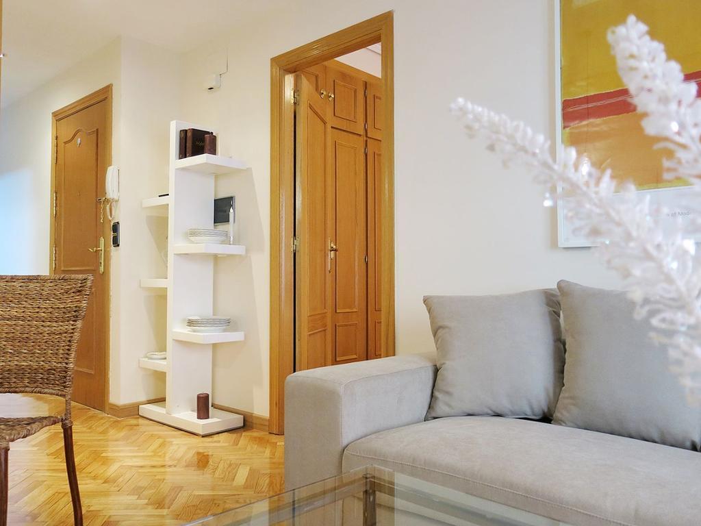 Almaden Apartment Madrid Zimmer foto