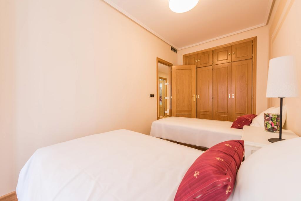 Almaden Apartment Madrid Zimmer foto