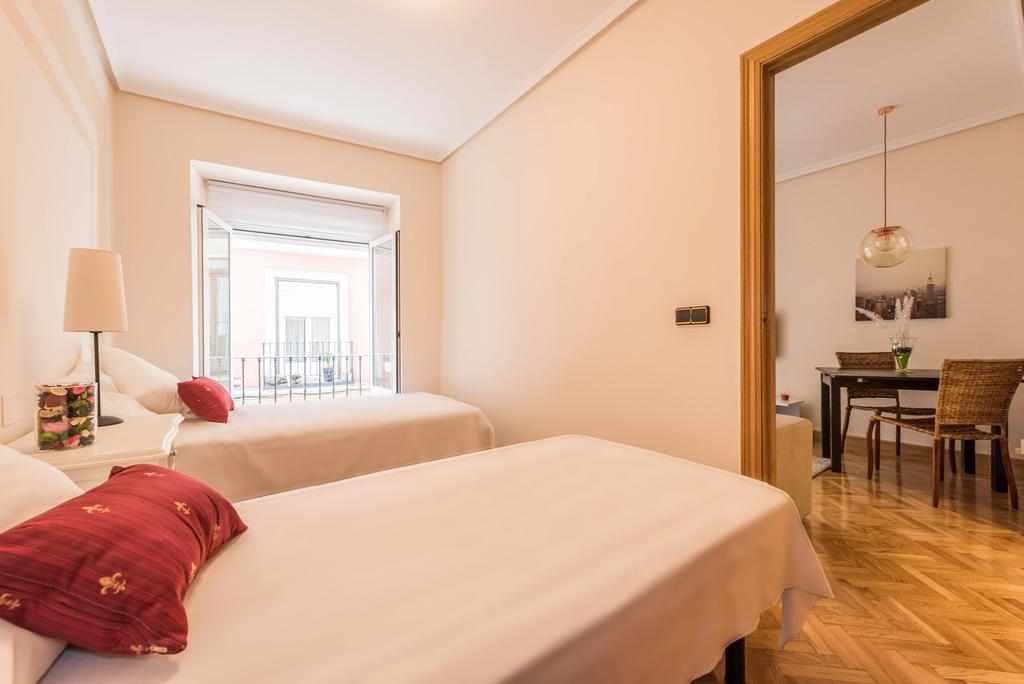 Almaden Apartment Madrid Zimmer foto