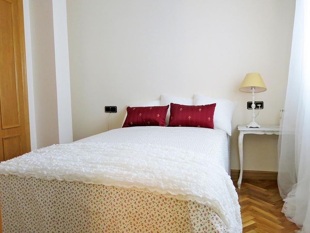 Almaden Apartment Madrid Zimmer foto